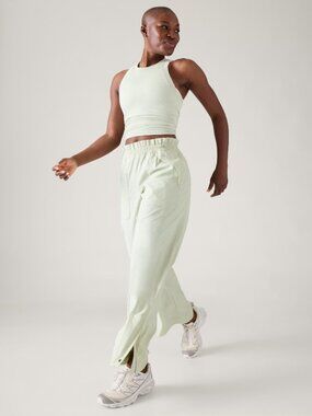 ATHLETA Trekkie Celadon Green Ripstop High Rise Parachute Pants, Size 6